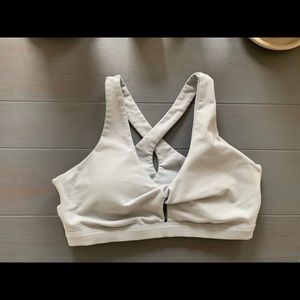 Fabletics sports bra